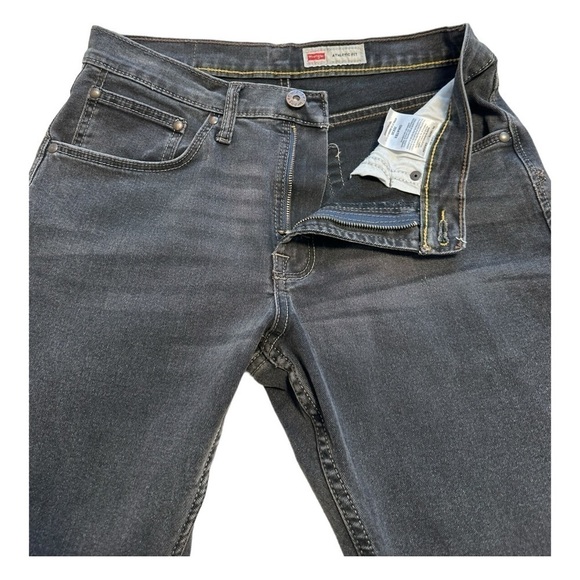 Wrangler Men's Athletic Fit Jeans - Size 29 X 30 - Picture 6 of 12